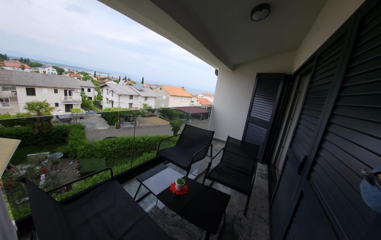 Apartmani M&L I M&J Malinska Exterior foto